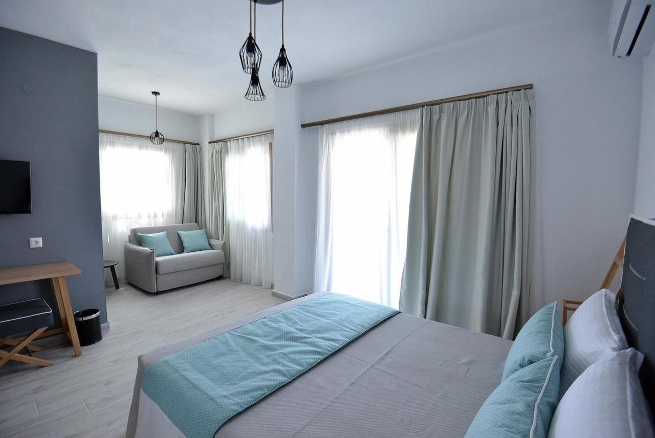 Hotel Aqua Marine à Neos Marmaras Extérieur photo