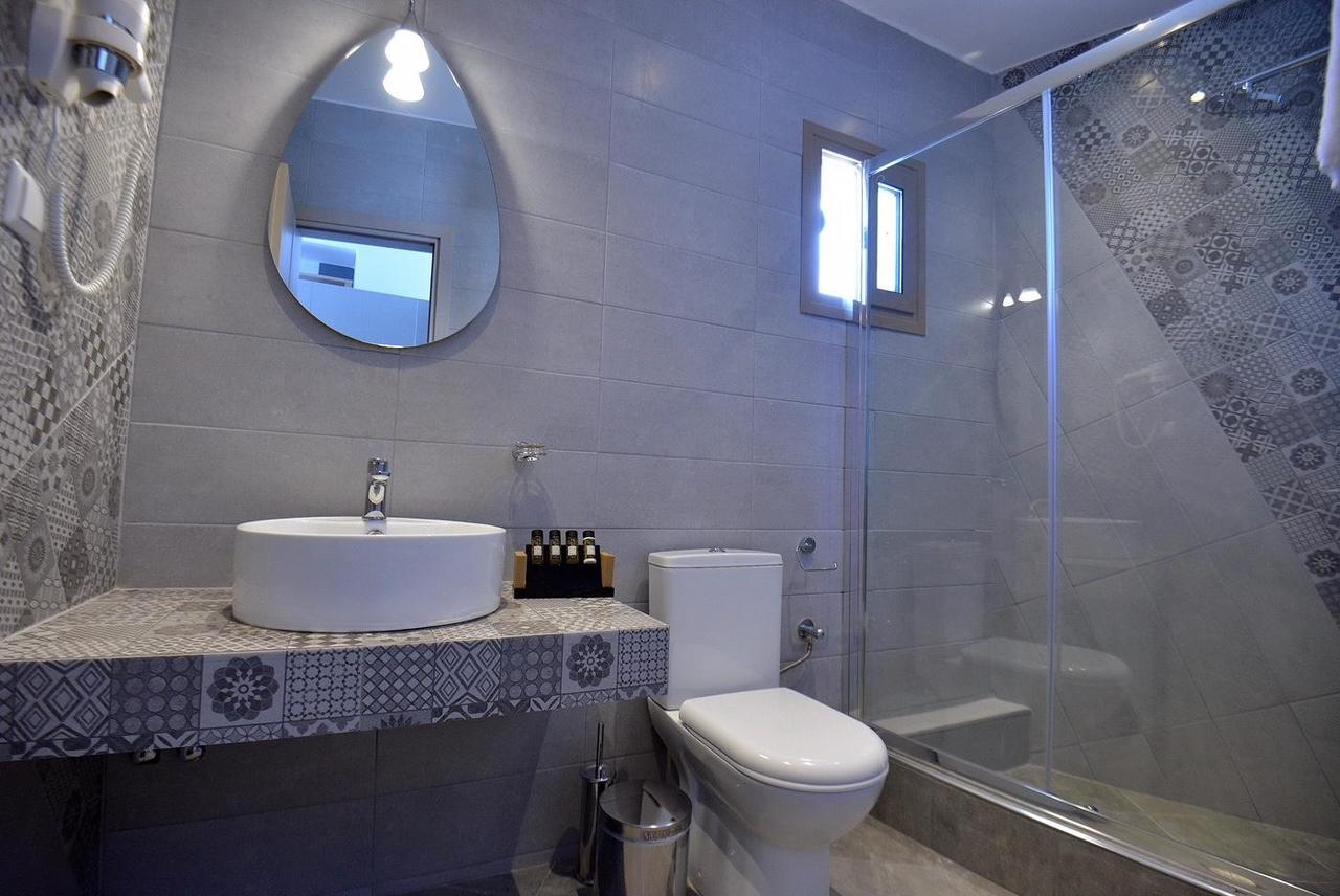 Hotel Aqua Marine à Neos Marmaras Extérieur photo