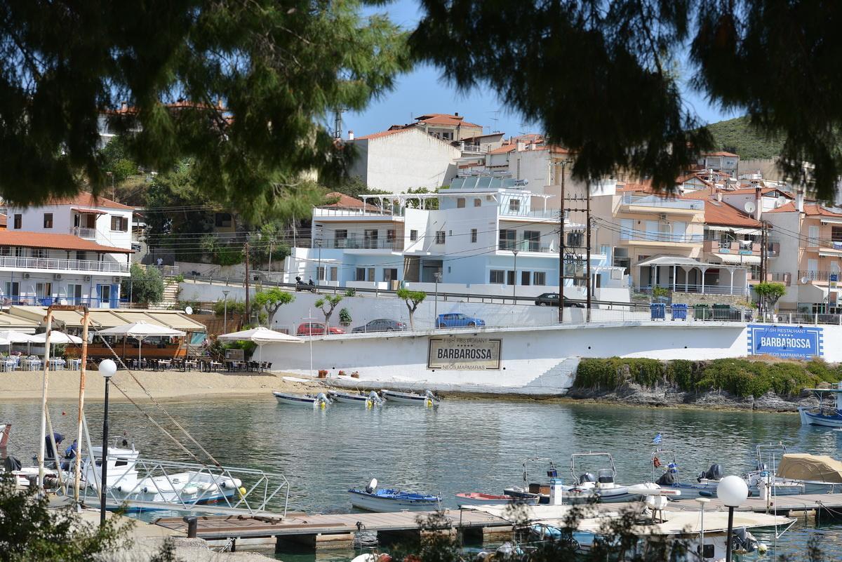 Hotel Aqua Marine à Neos Marmaras Extérieur photo