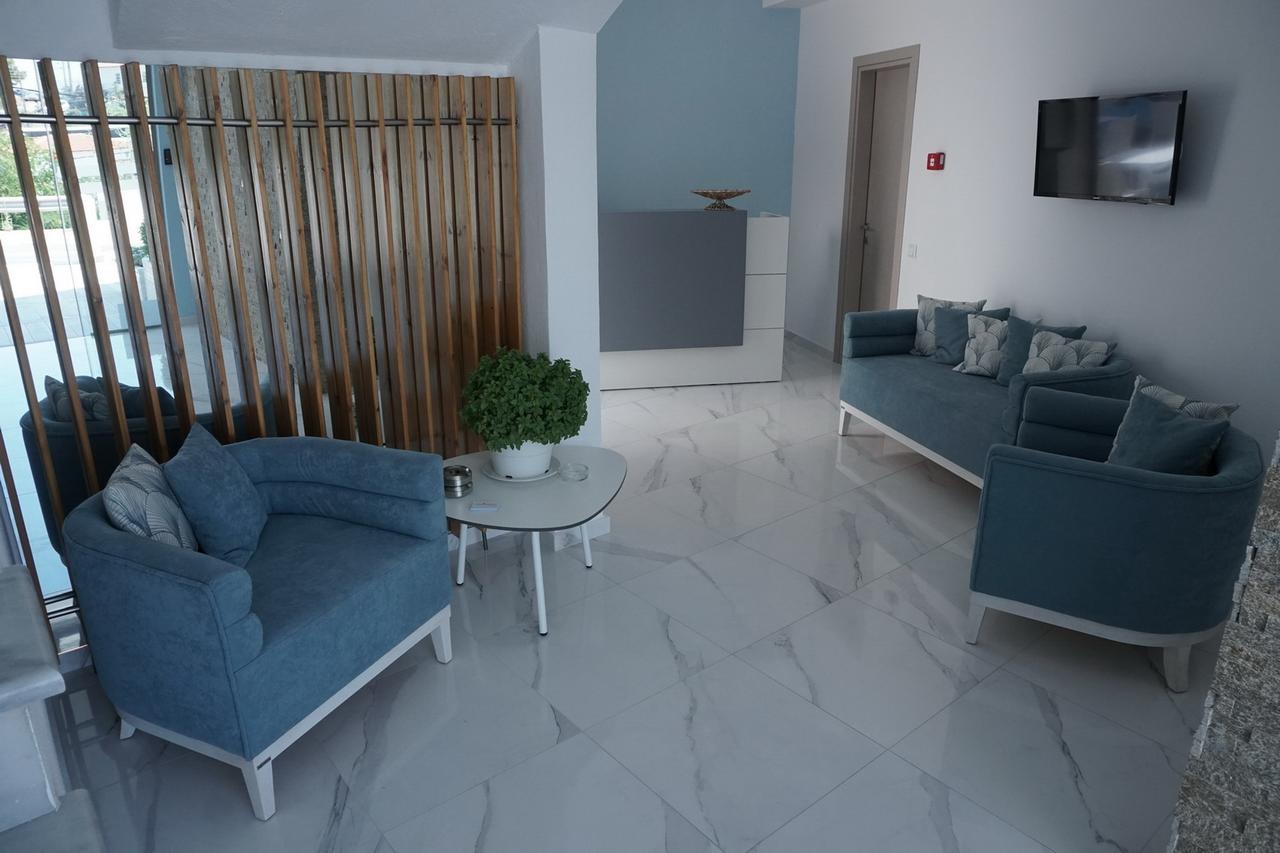 Hotel Aqua Marine à Neos Marmaras Extérieur photo